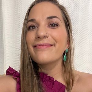 Meet your Posher, Carolyn